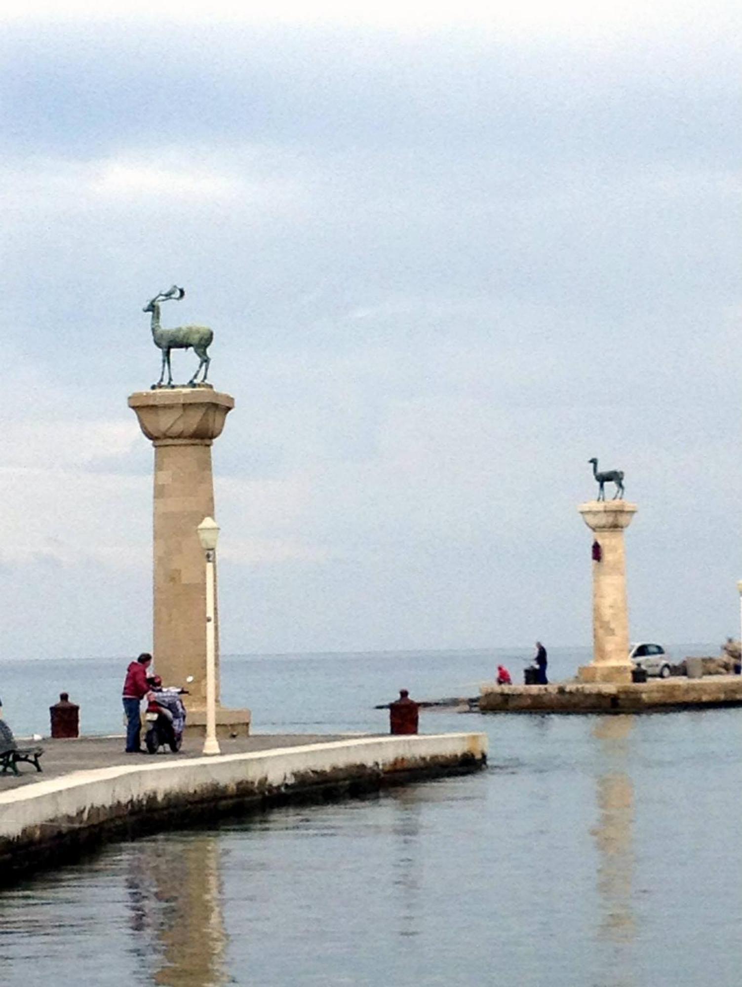 "Tete A Tete" Lux Apart In The Most Beautiful Street Of Town Rhodes City Exterior photo