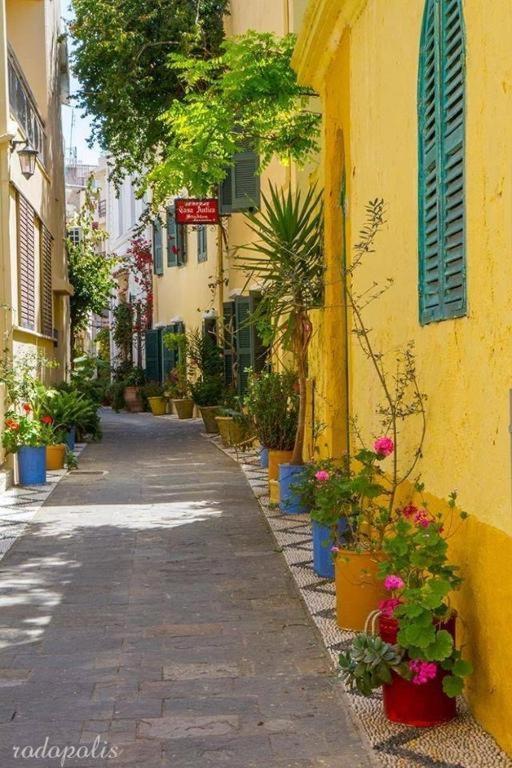 "Tete A Tete" Lux Apart In The Most Beautiful Street Of Town Rhodes City Exterior photo